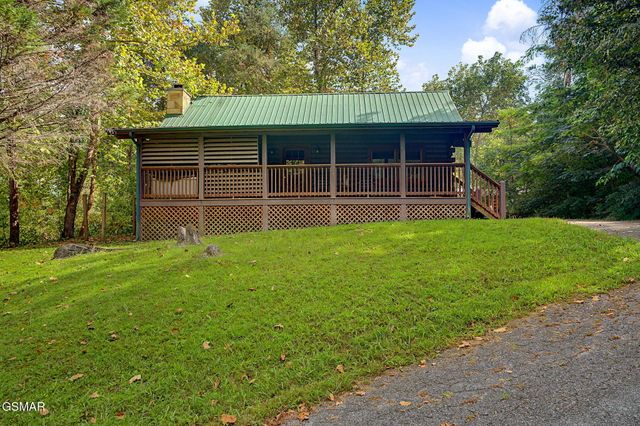 2882 Easy Street, Sevierville, TN 37862