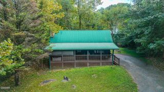 2882 Easy Street, Sevierville, TN 37862