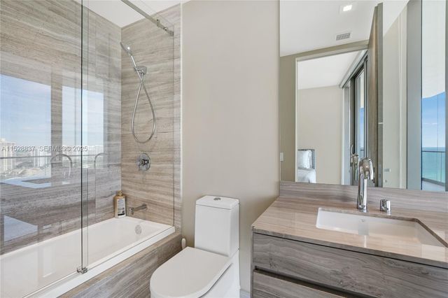 18975 Collins Avenue 2000, Sunny Isles Beach, FL 33160