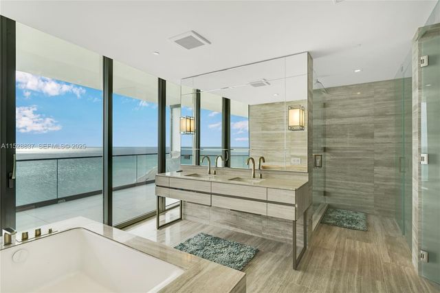 18975 Collins Avenue 2000, Sunny Isles Beach, FL 33160