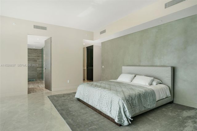 18975 Collins Avenue 2000, Sunny Isles Beach, FL 33160