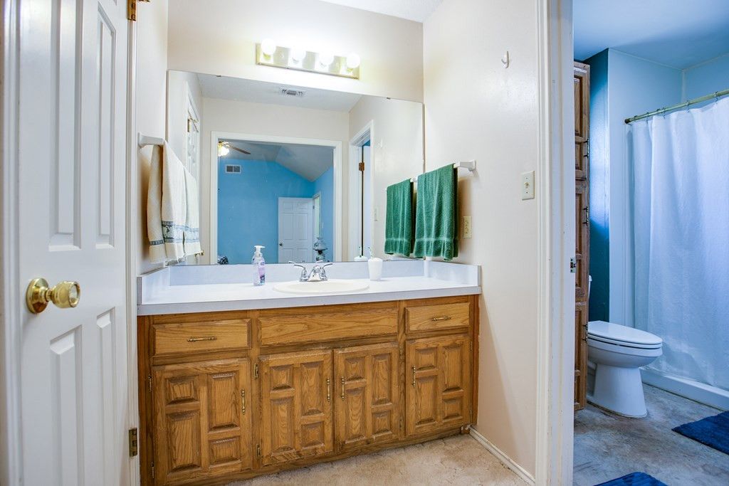 Image 18 of property listing at 1110 Anthony Drive, San Angelo, TX 76905