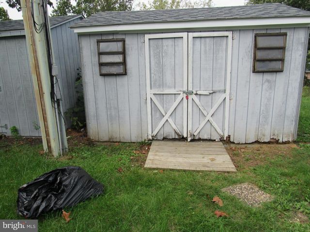 35 BEEKMAN PL, Charles Town, WV 25414