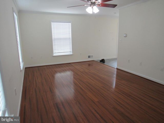 35 BEEKMAN PL, Charles Town, WV 25414