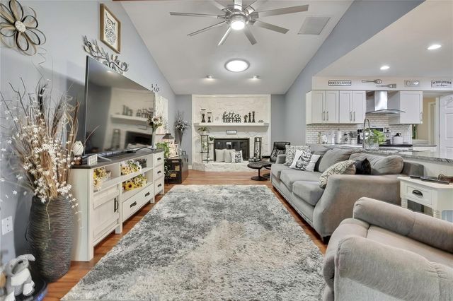 8098 SHORECREST COURT, Spring Hill, FL 34606