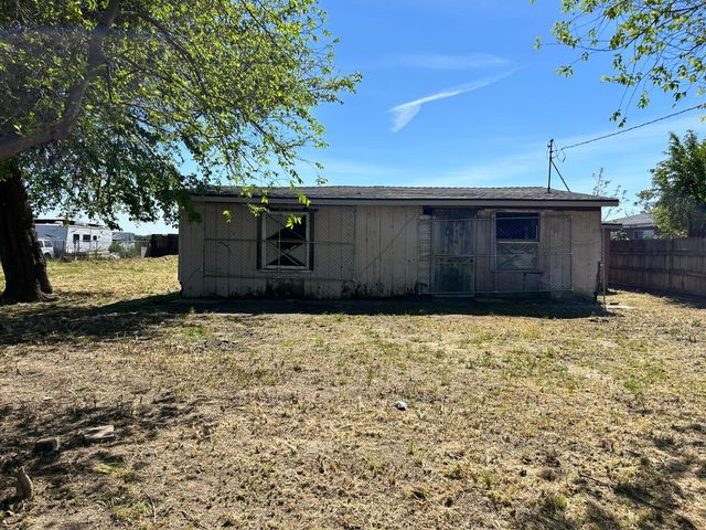 3243 W Beran Way, Fresno, CA 93706