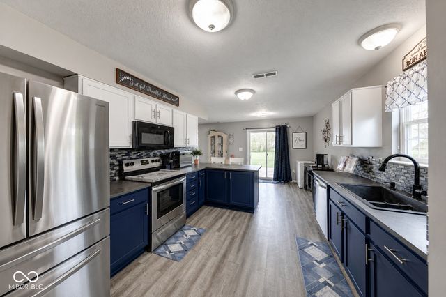 4718 Deacon Lane, Indianapolis, IN 46237