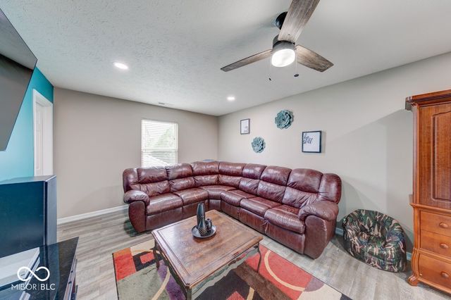 4718 Deacon Lane, Indianapolis, IN 46237