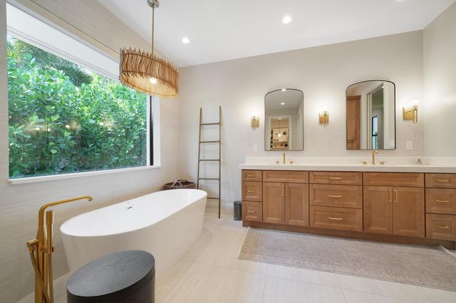19526 W Trails End Terrace, Jupiter, FL 33458