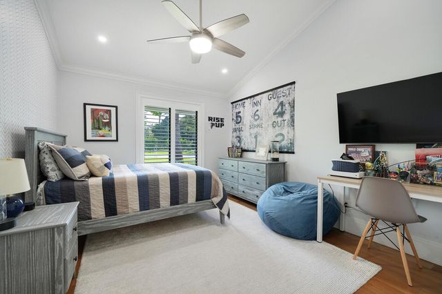 19526 W Trails End Terrace, Jupiter, FL 33458