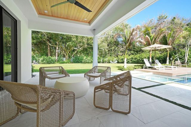 19526 W Trails End Terrace, Jupiter, FL 33458