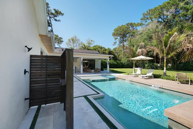 19526 W Trails End Terrace, Jupiter, FL 33458