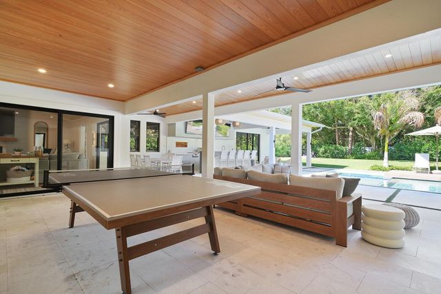 19526 W Trails End Terrace, Jupiter, FL 33458