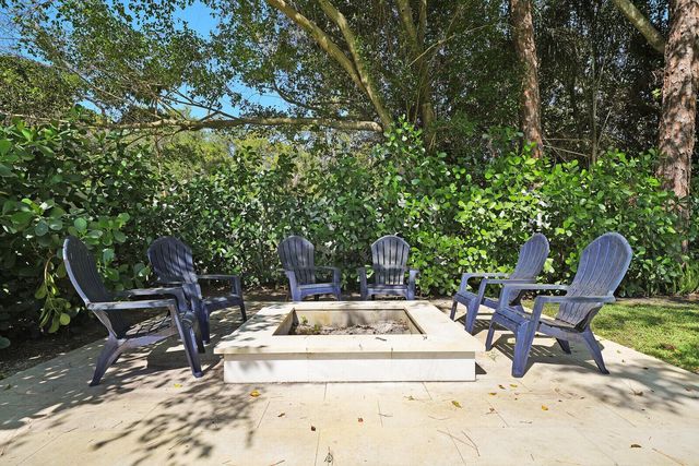 19526 W Trails End Terrace, Jupiter, FL 33458