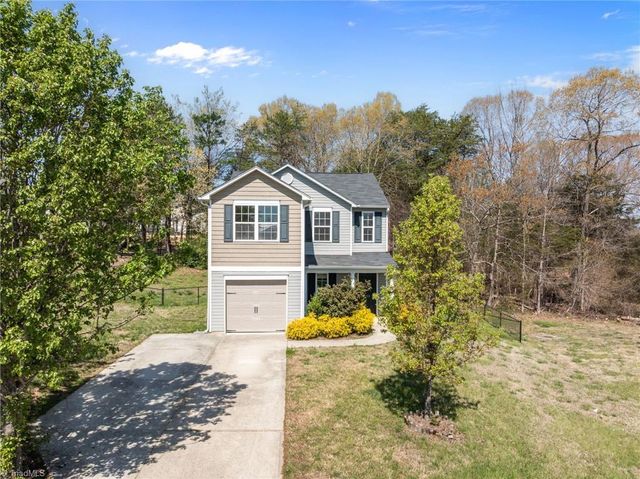 103 Taylors Court, Burlington, NC 27217