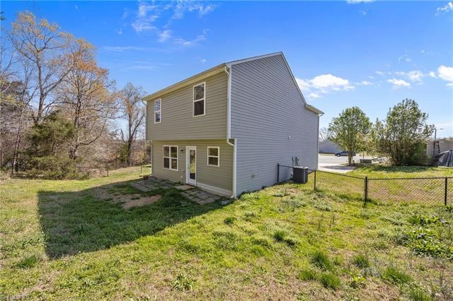 103 Taylors Court, Burlington, NC 27217