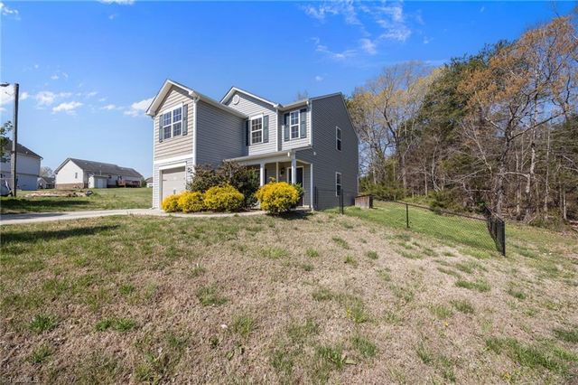 103 Taylors Court, Burlington, NC 27217