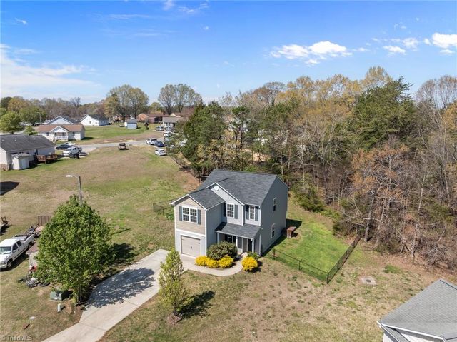 103 Taylors Court, Burlington, NC 27217