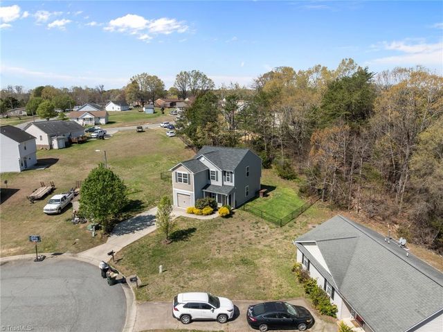 103 Taylors Court, Burlington, NC 27217