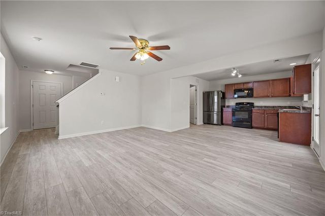 103 Taylors Court, Burlington, NC 27217