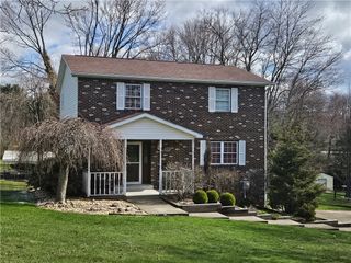 101 Sunrise Cove Ln, Center Twp, PA 16001