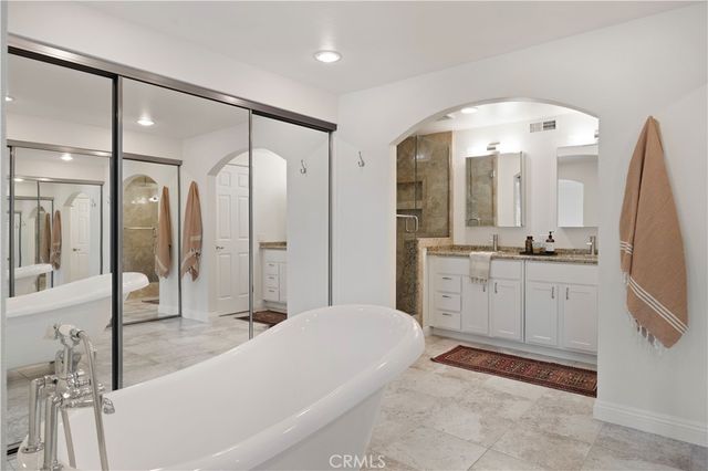 14 Viejo 75, Irvine, CA 92612