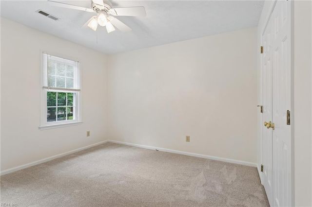 8 Graham DR, Newport News, VA 23606