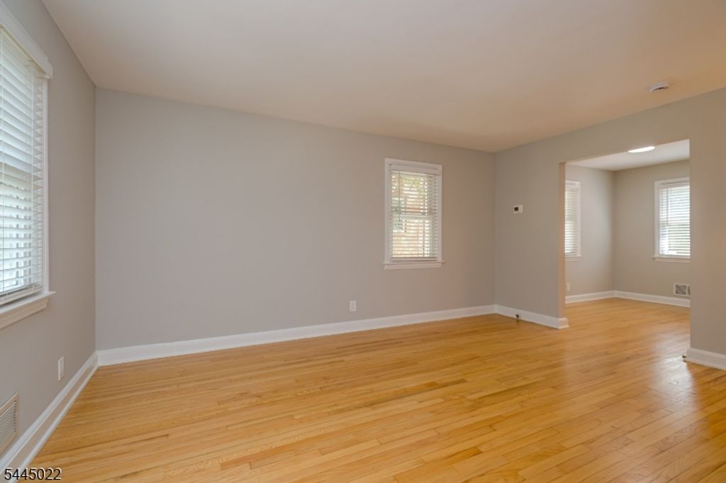 39 Amboy Ave, Metuchen Boro, NJ 08840 — photo 3