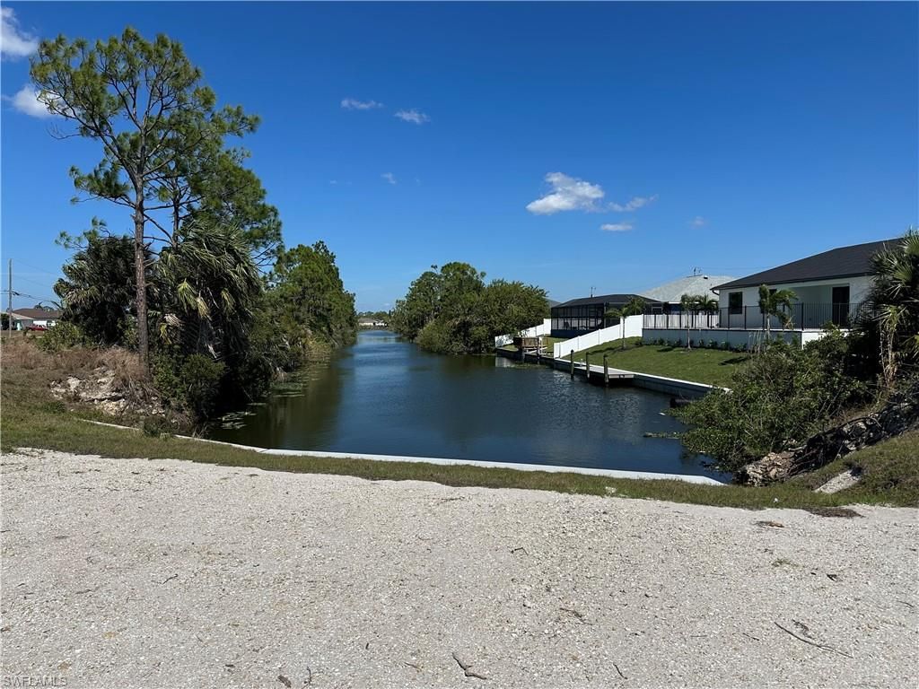 2111 41st ST, CAPE CORAL, FL 33909 — photo 2