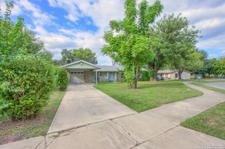 7107 STONE FENCE RD, San Antonio, TX 78227