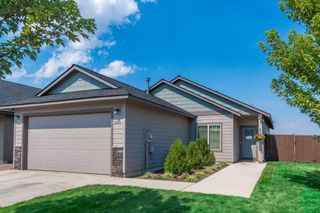 2911 NW Hemlock Lane, Redmond, OR 97756