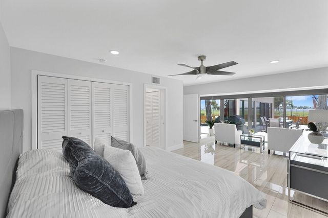 1660 Twelve Oaks Way 101 & 50 Ft. Dock & 30k L, North Palm Beach, FL 33408