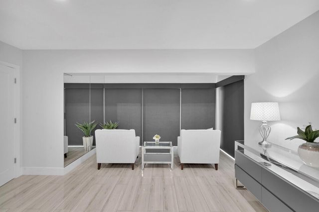 1660 Twelve Oaks Way 101 & 50 Ft. Dock & 30k L, North Palm Beach, FL 33408