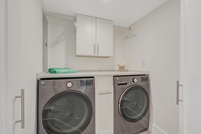 1660 Twelve Oaks Way 101 & 50 Ft. Dock & 30k L, North Palm Beach, FL 33408