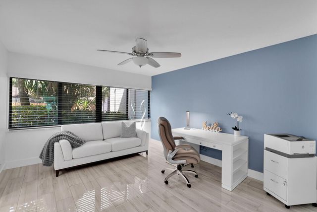 1660 Twelve Oaks Way 101 & 50 Ft. Dock & 30k L, North Palm Beach, FL 33408