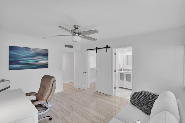 1660 Twelve Oaks Way 101 & 50 Ft. Dock & 30k L, North Palm Beach, FL 33408