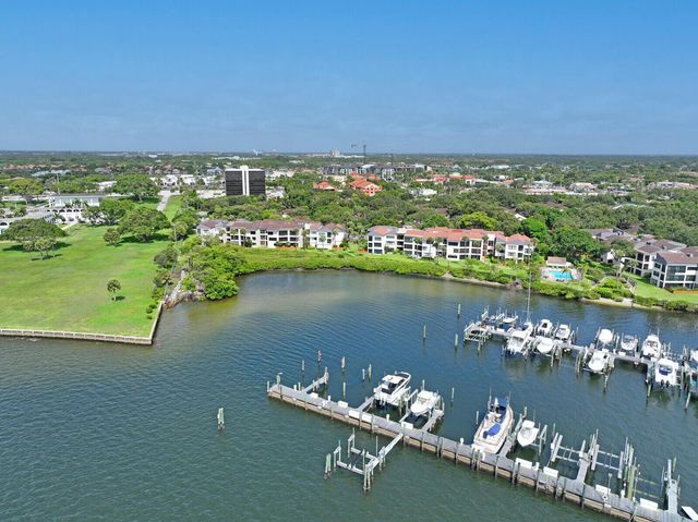 1660 Twelve Oaks Way 101 & 50 Ft. Dock & 30k L, North Palm Beach, FL 33408