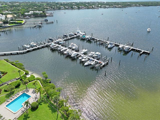 1660 Twelve Oaks Way 101 & 50 Ft. Dock & 30k L, North Palm Beach, FL 33408