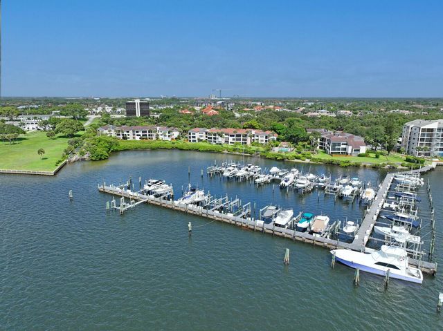 1660 Twelve Oaks Way 101 & 50 Ft. Dock & 30k L, North Palm Beach, FL 33408