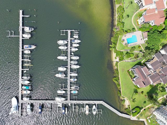 1660 Twelve Oaks Way 101 & 50 Ft. Dock & 30k L, North Palm Beach, FL 33408