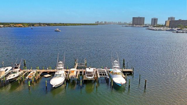 1660 Twelve Oaks Way 101 & 50 Ft. Dock & 30k L, North Palm Beach, FL 33408
