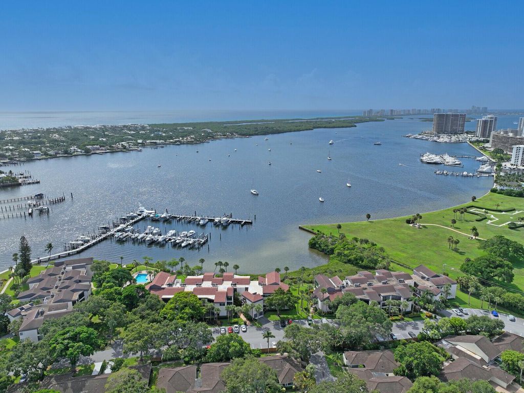 1660 Twelve Oaks Way 101 & 50 Ft. Dock & 30k L, North Palm Beach, FL 33408