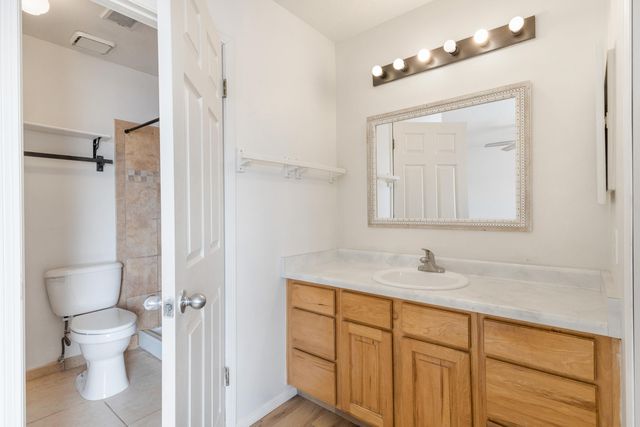 4980 Zirconia Drive NE, Rio Rancho, NM 87124