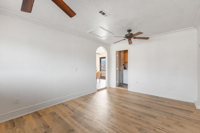 4980 Zirconia Drive NE, Rio Rancho, NM 87124