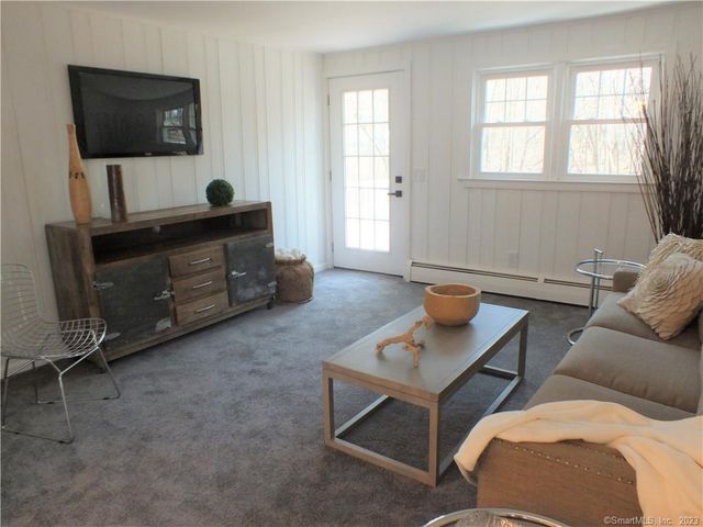 1025 Willard Road, Orange, CT 06477