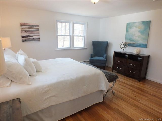 1025 Willard Road, Orange, CT 06477