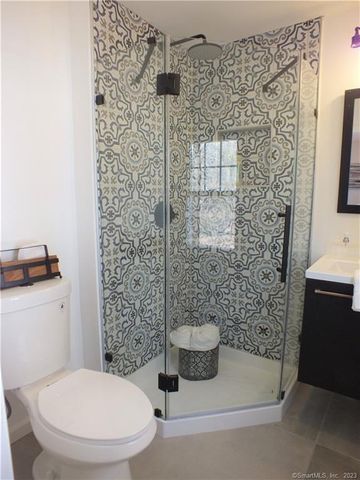 1025 Willard Road, Orange, CT 06477