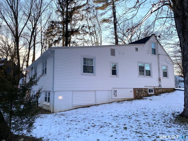 1025 Willard Road, Orange, CT 06477