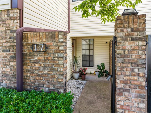 17 Huntleigh Drive, Hot Springs, AR 71901