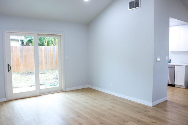 510 Exchange St, Sacramento, CA 95838